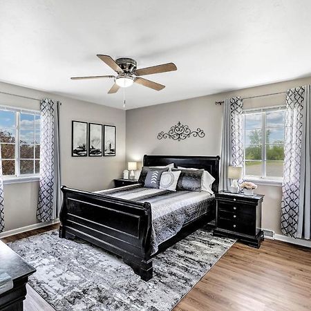 Serene 3 Bedroom Home, Nrm, Wi-Fi, Parking, Queen Bed De Pere Buitenkant foto